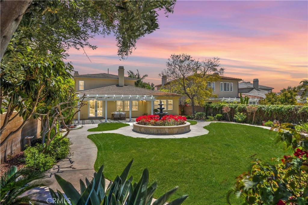 Irvine, CA 92602,9 Whitford