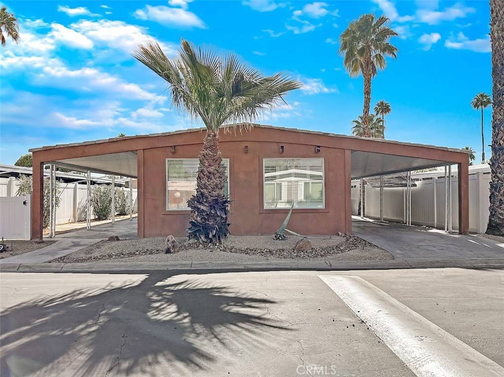 Palm Springs, CA 92264,199 Juniper DR