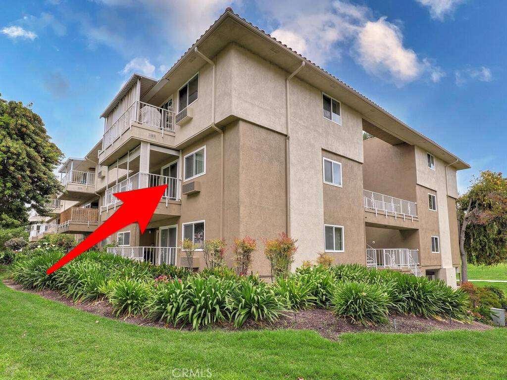 Laguna Woods, CA 92637,2390 Via Mariposa W #2E