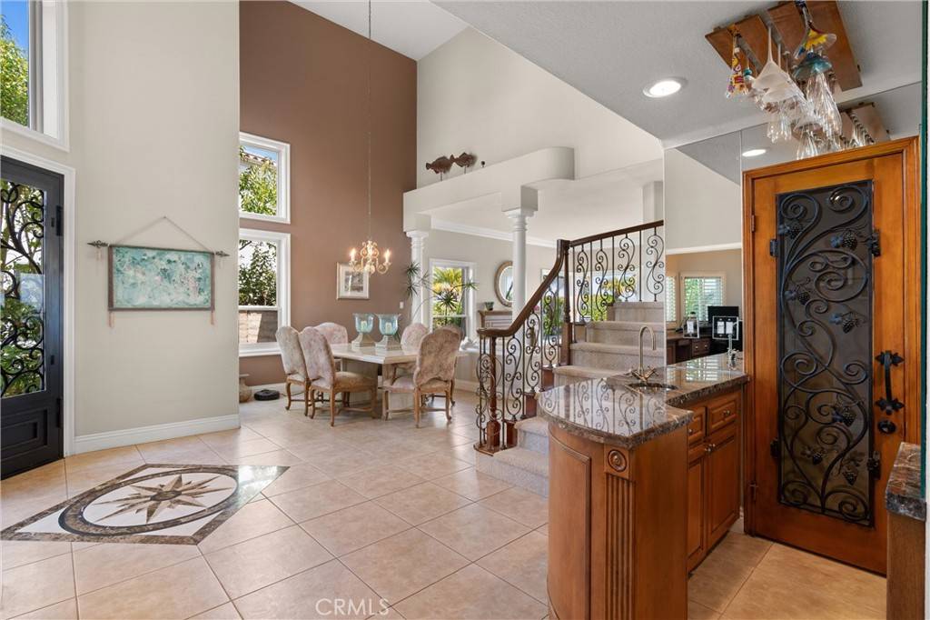 Laguna Niguel, CA 92677,30572 La Vue