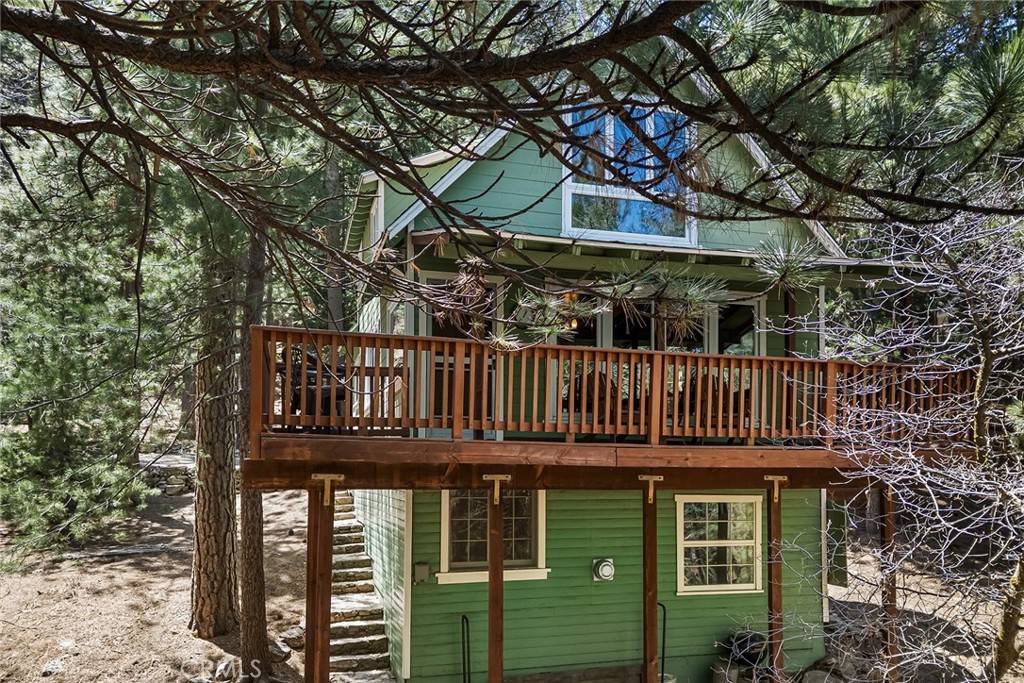 Rimforest, CA 92378,1163 Scenic WAY