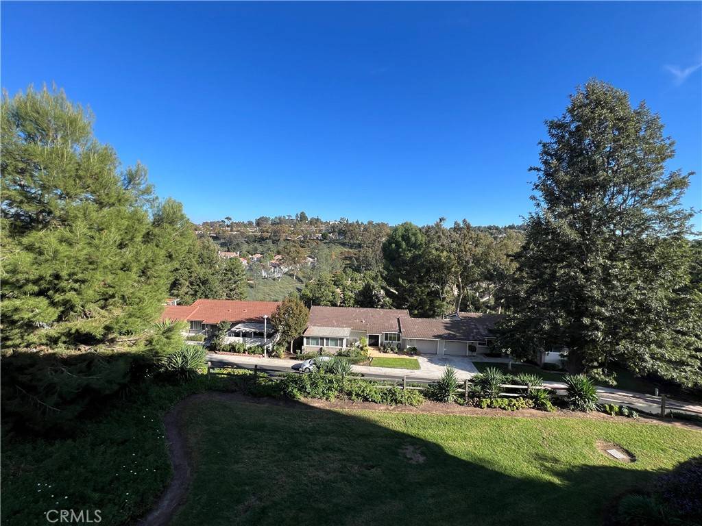 Laguna Woods, CA 92637,3243 San Amadeo #2H