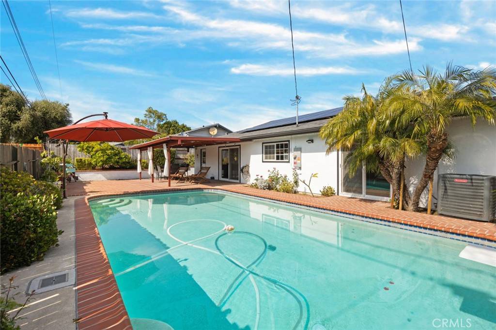 Yorba Linda, CA 92886,5681 Casa Loma AVE