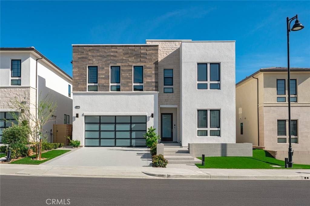 Porter Ranch, CA 91326,20526 W Overlook CT