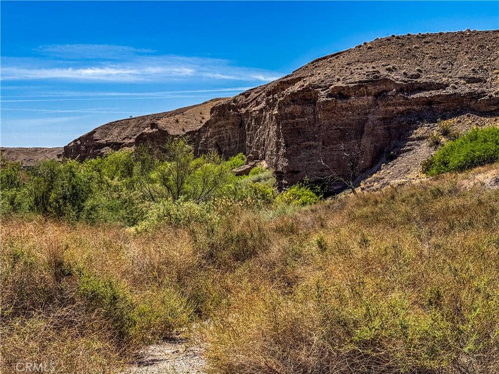 CA 92389,120 Old Spanish Trail Hwy