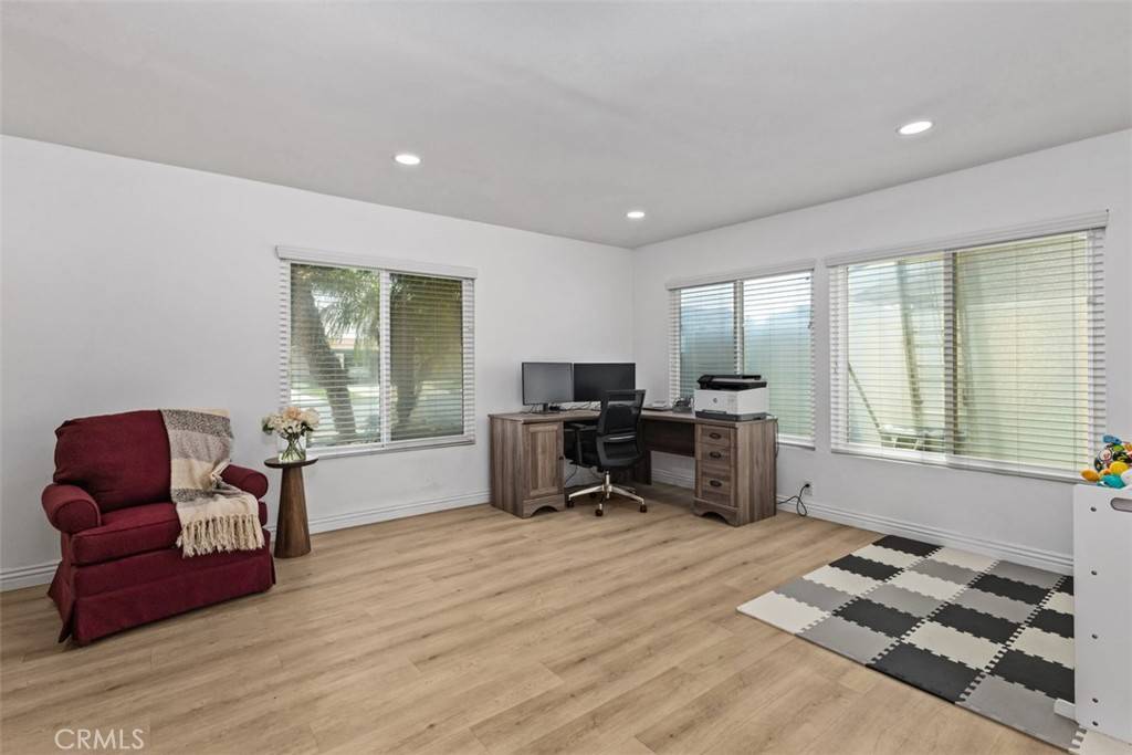 Huntington Beach, CA 92646,9121 Madeline DR