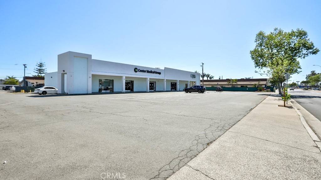 Garden Grove, CA 92843,12372 Garden Grove BLVD