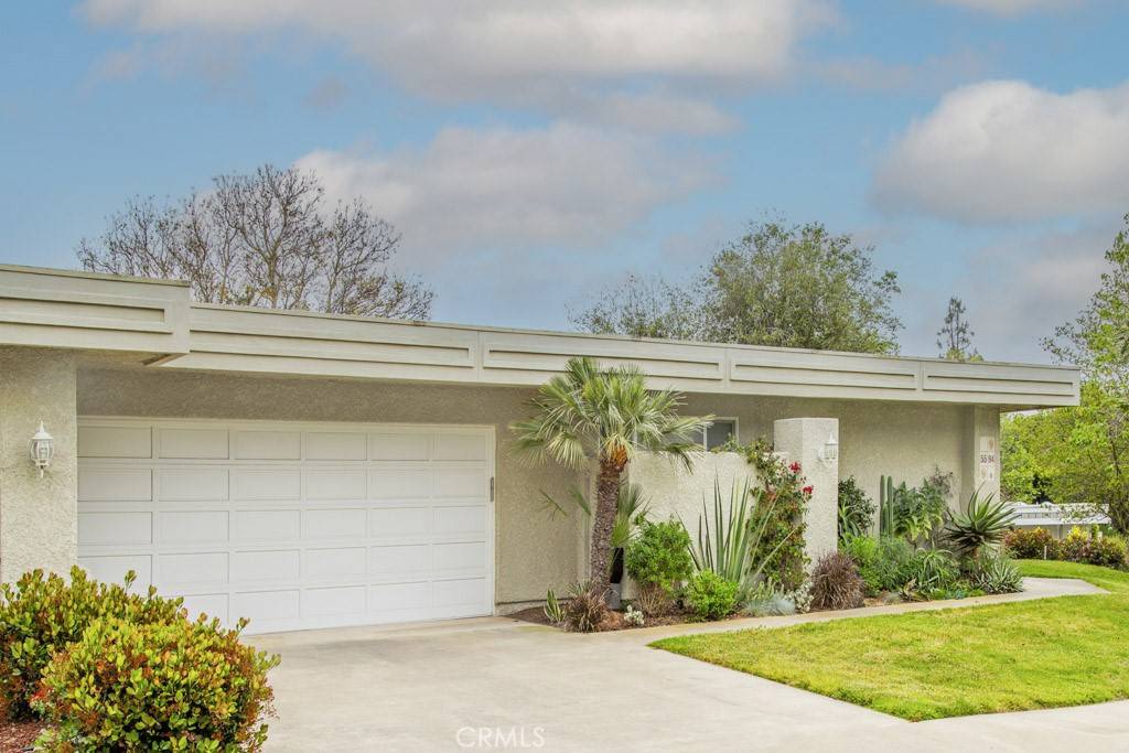 Laguna Woods, CA 92637,5594 Avenida Sosiega W #B