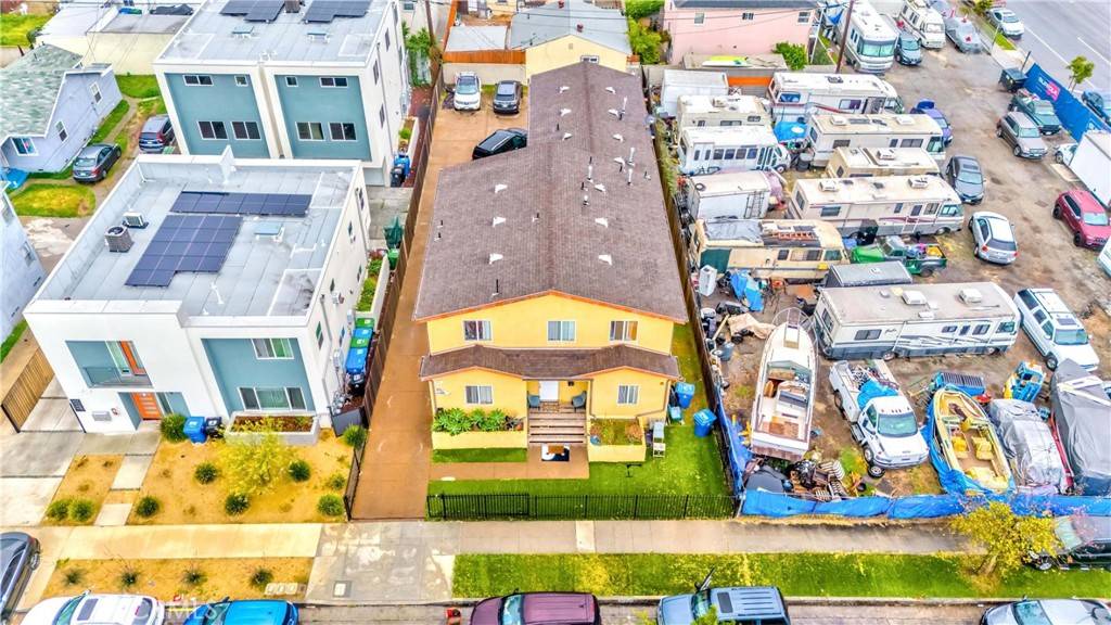 Los Angeles, CA 90047,1409 W 84th PL