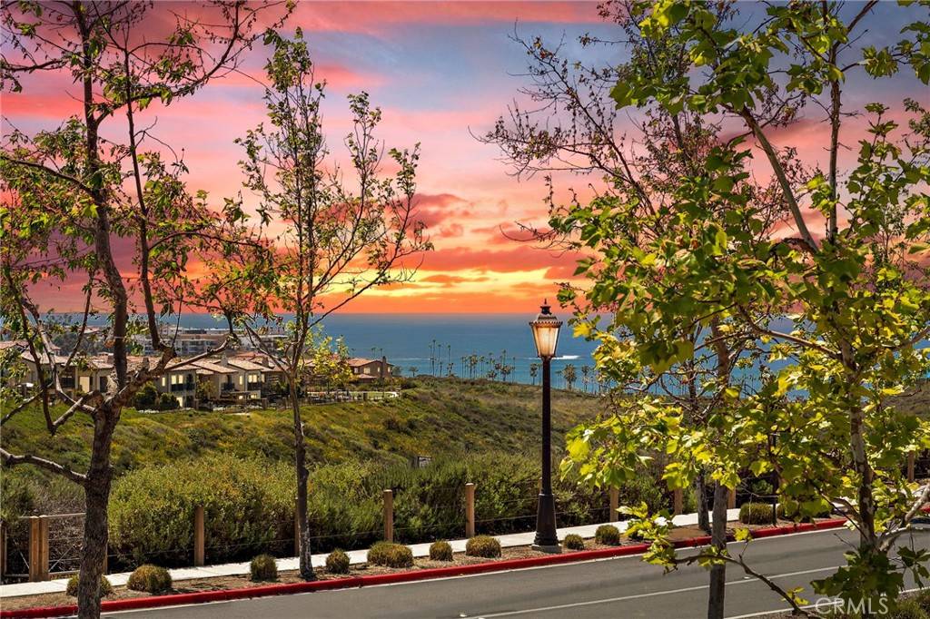 San Clemente, CA 92672,207 Via Galicia