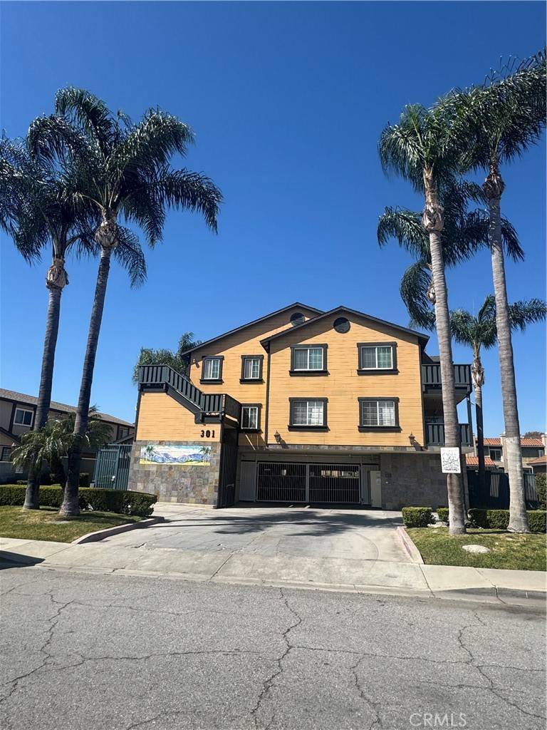 La Habra, CA 90631,301 W Mountain View AVE #106