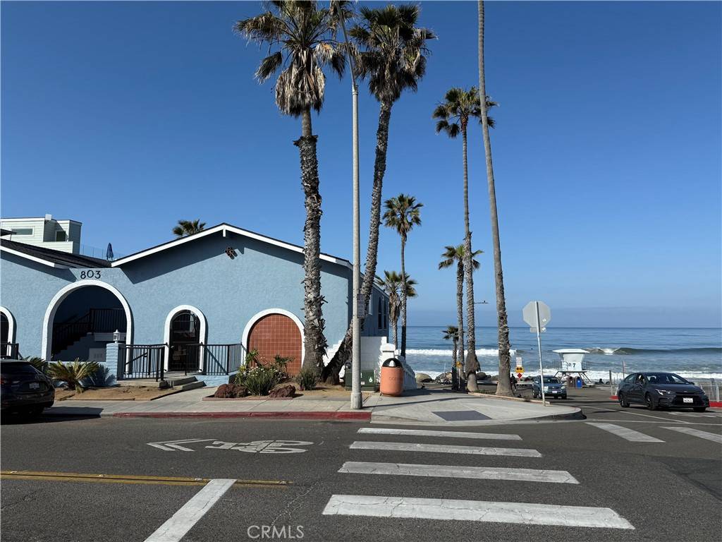 Oceanside, CA 92054,803 N Pacific ST #4