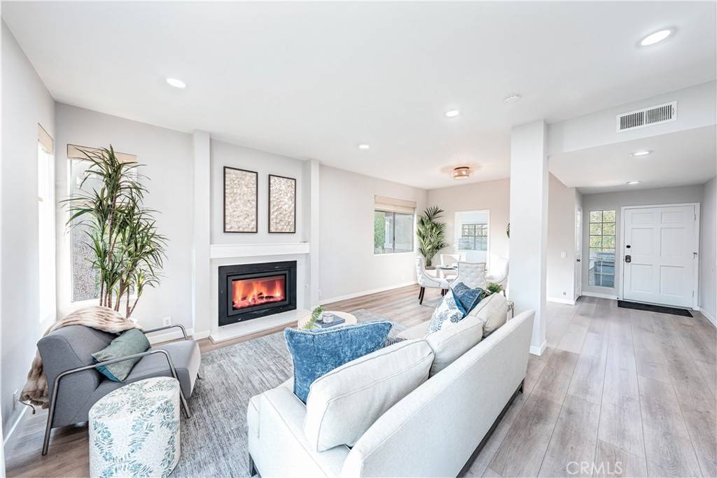 Irvine, CA 92603,6 Highland #4
