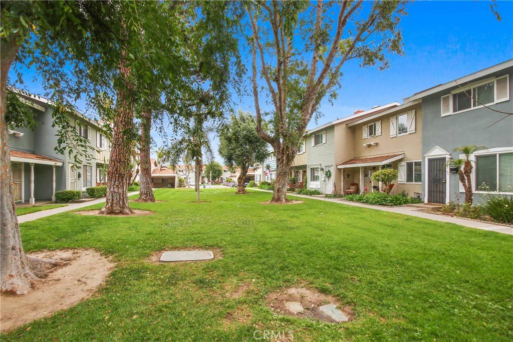 Huntington Beach, CA 92646,9867 Cornwall DR