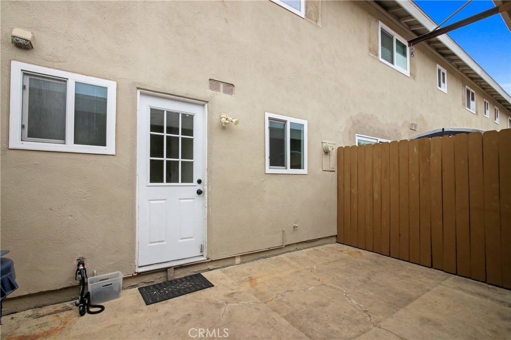 Huntington Beach, CA 92646,9867 Cornwall DR