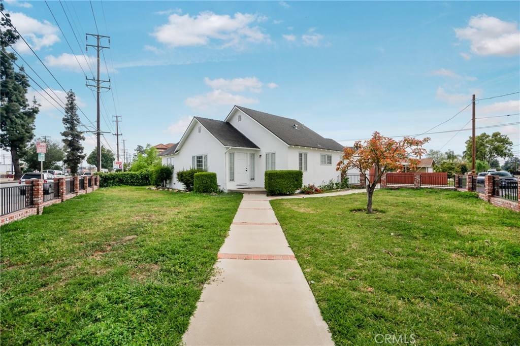 El Monte, CA 91732,11584 Hallwood DR