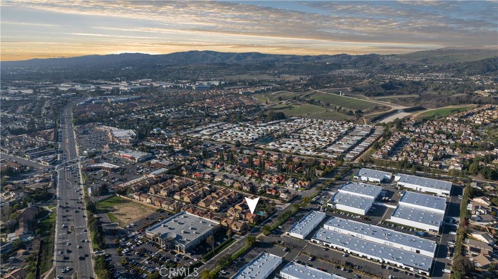 Yorba Linda, CA 92886,16997 Copperleaf CT