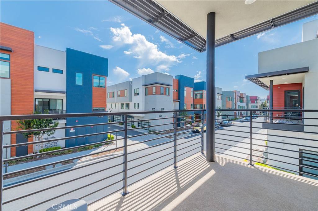 Tustin, CA 92782,421 Transport