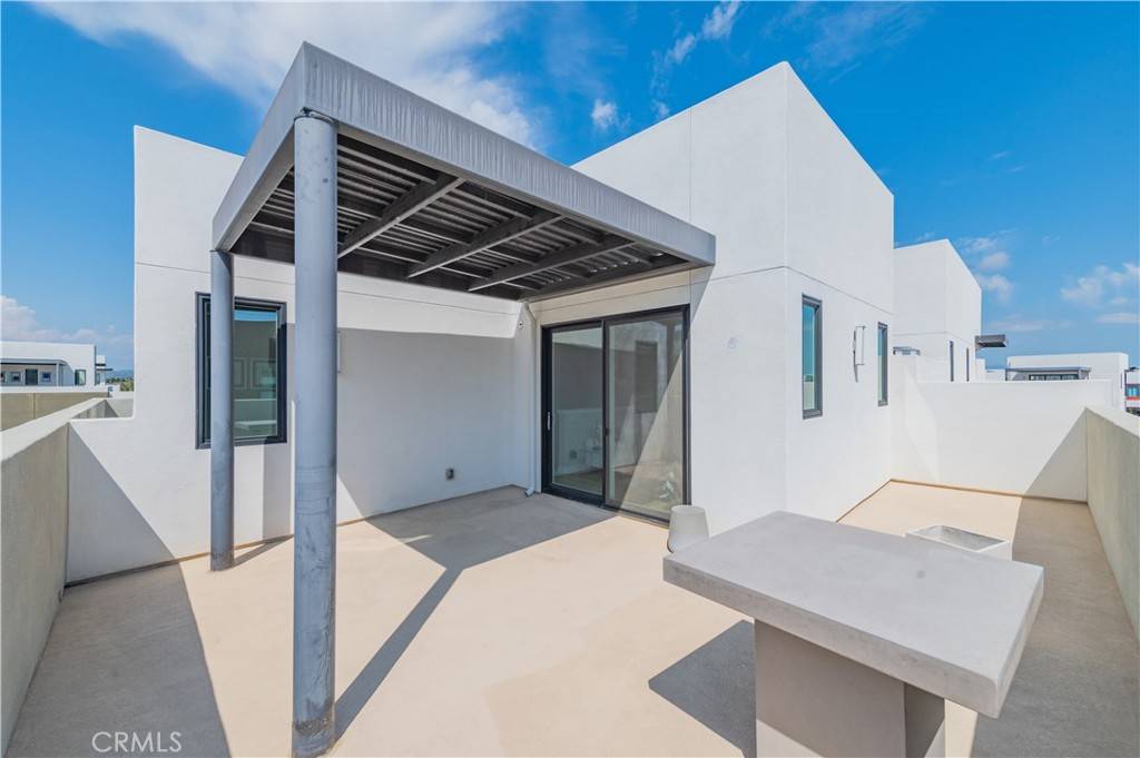 Tustin, CA 92782,421 Transport