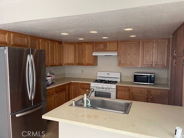 Huntington Beach, CA 92649,4666 Pinecrest