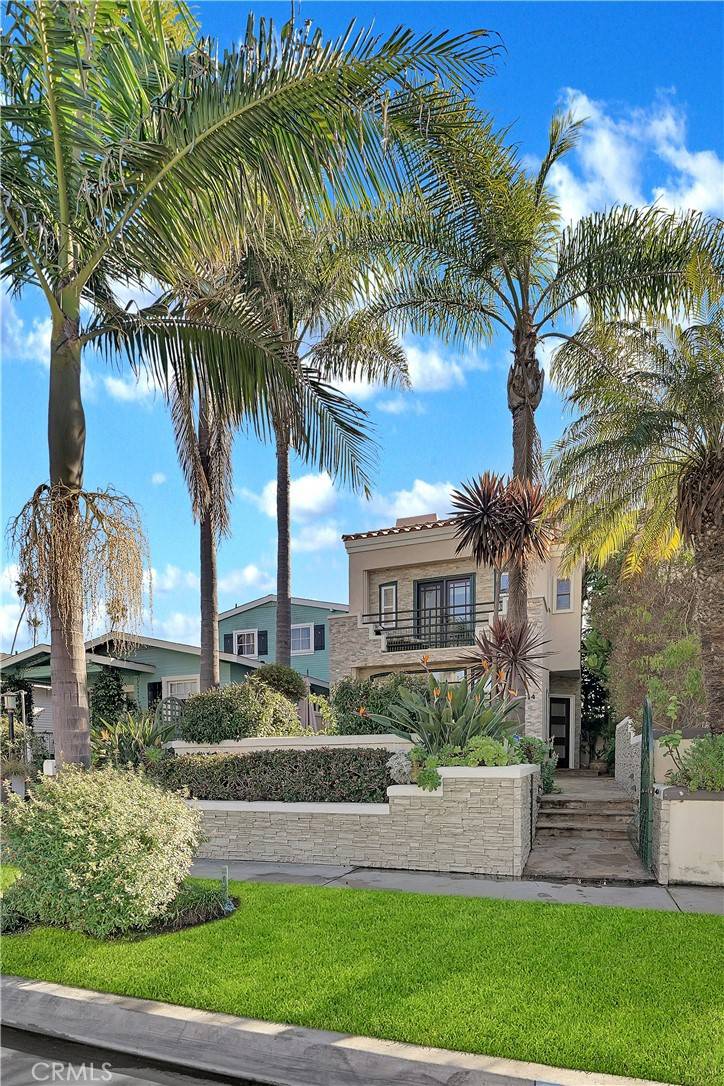 Huntington Beach, CA 92648,614 9th ST