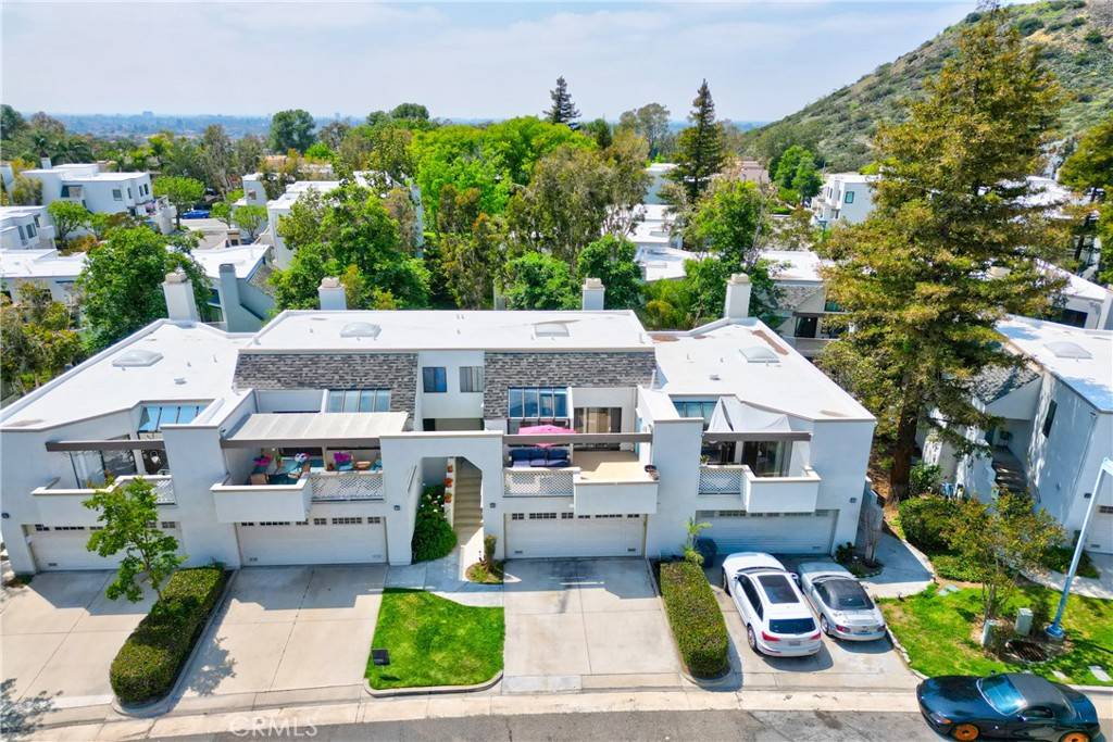 Orange, CA 92869,5846 E Creekside AVE #10