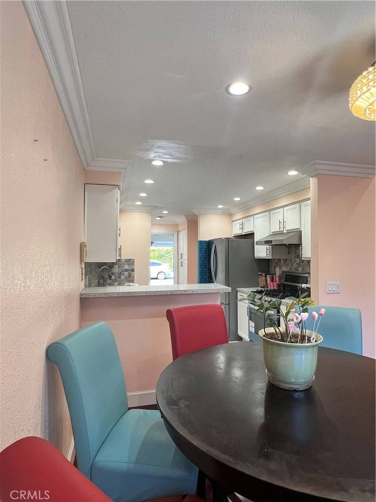 Garden Grove, CA 92844,8724 Mar DR #17
