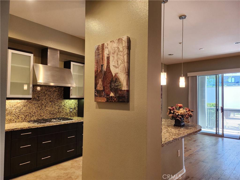 Irvine, CA 92612,21 Gramercy, #115