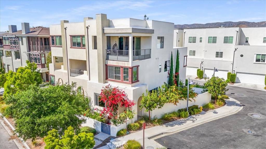 Irvine, CA 92618,177 Frame