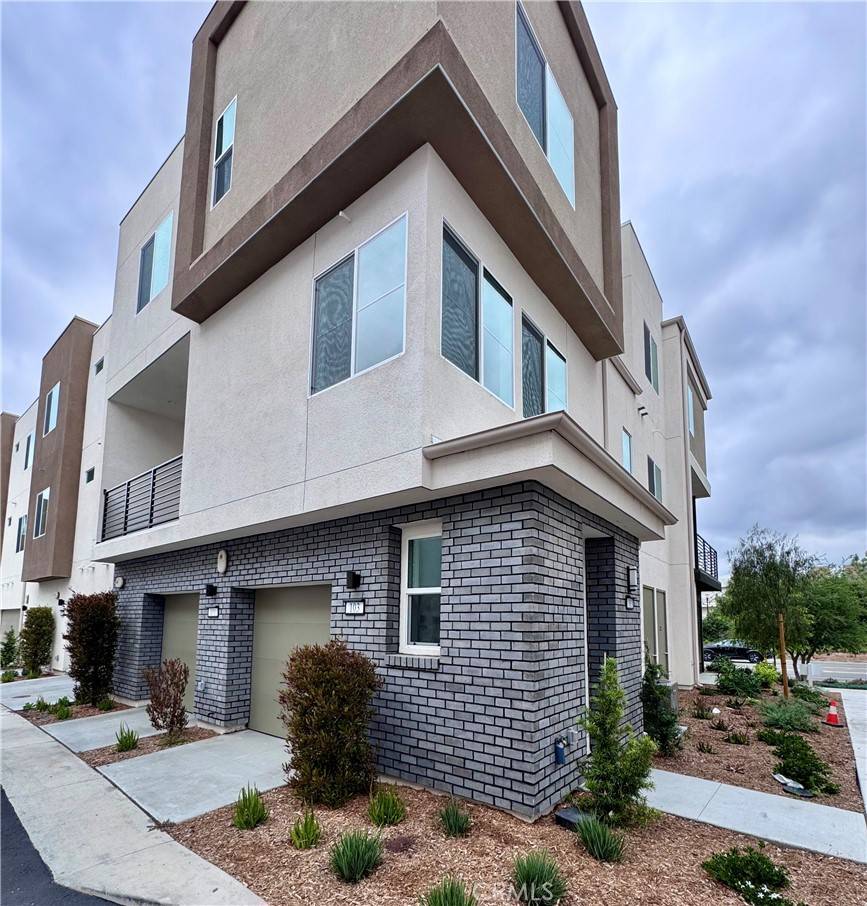 Irvine, CA 92618,103 Culture