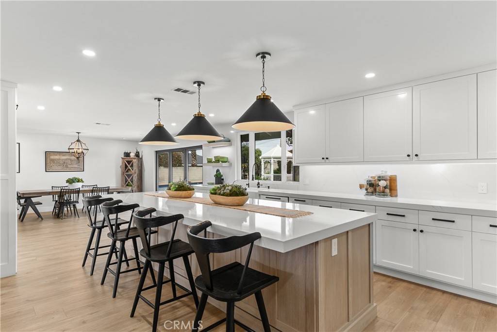 Huntington Beach, CA 92646,20011 Colgate CIR