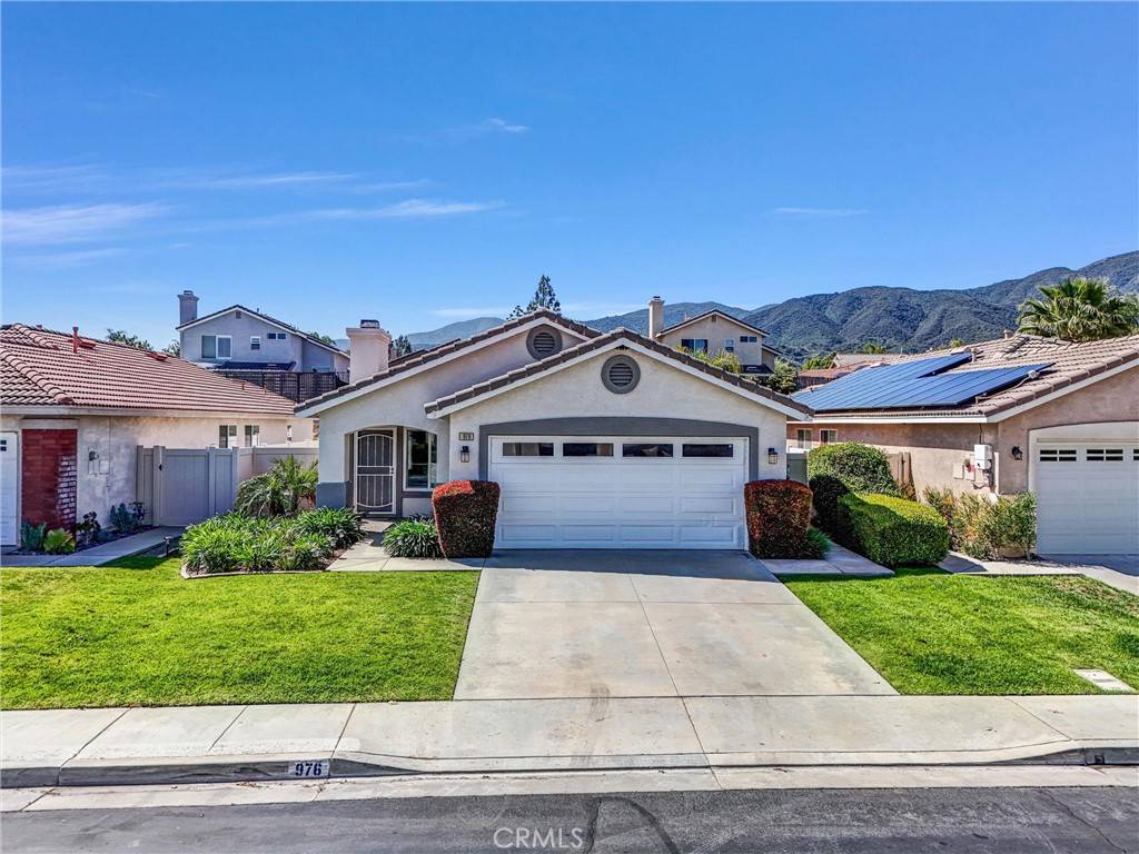 Corona, CA 92882,976 Miraflores DR