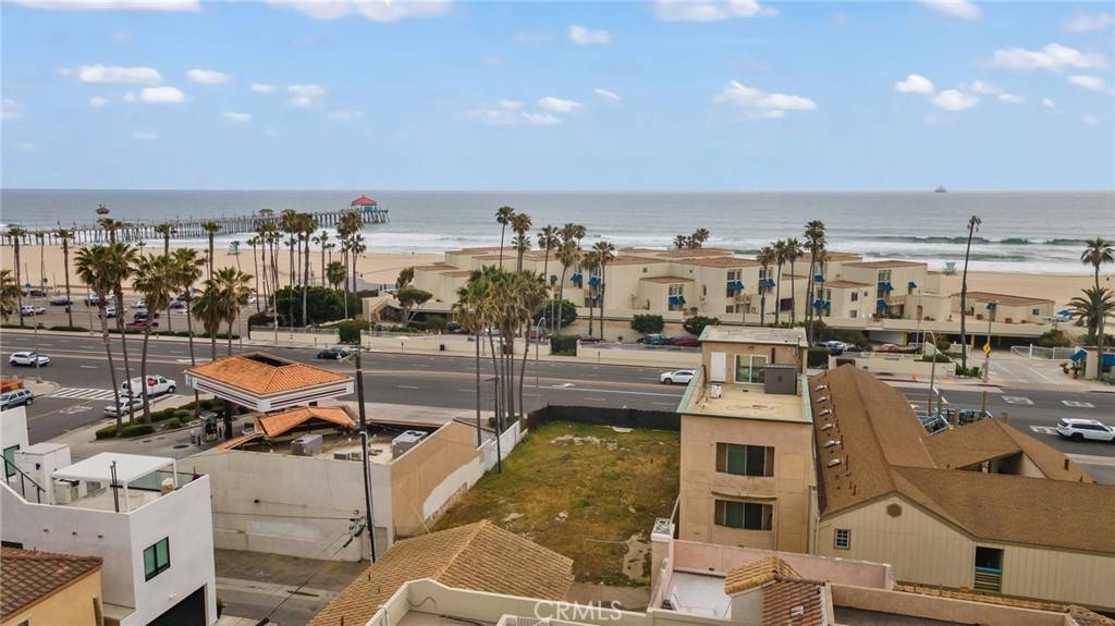 Huntington Beach, CA 92648,714 Pacific Coast