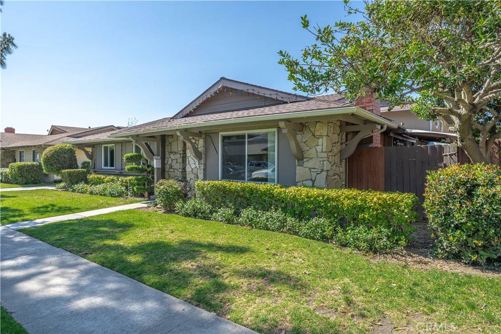 Santa Ana, CA 92704,2619 W Aurora ST