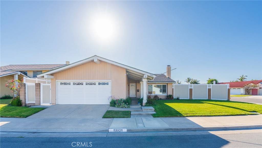 Huntington Beach, CA 92646,19931 Leecrest LN