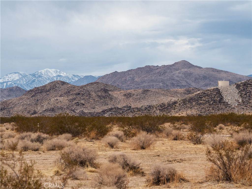Joshua Tree, CA 92252,4078 Sunfair RD