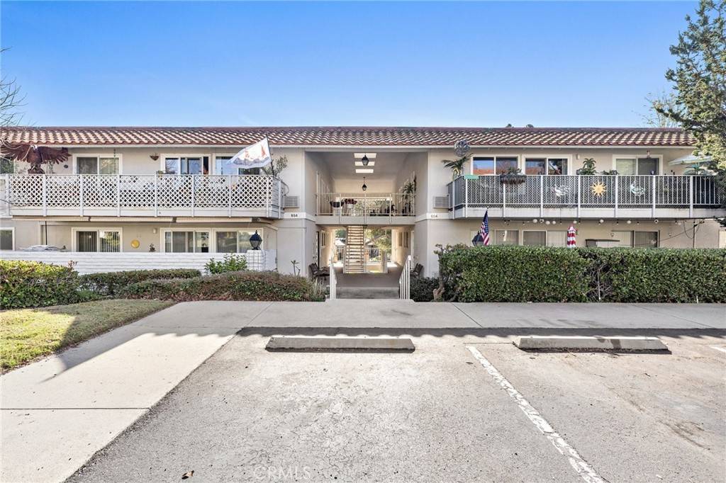 Laguna Woods, CA 92637,654 Avenida Sevilla #O