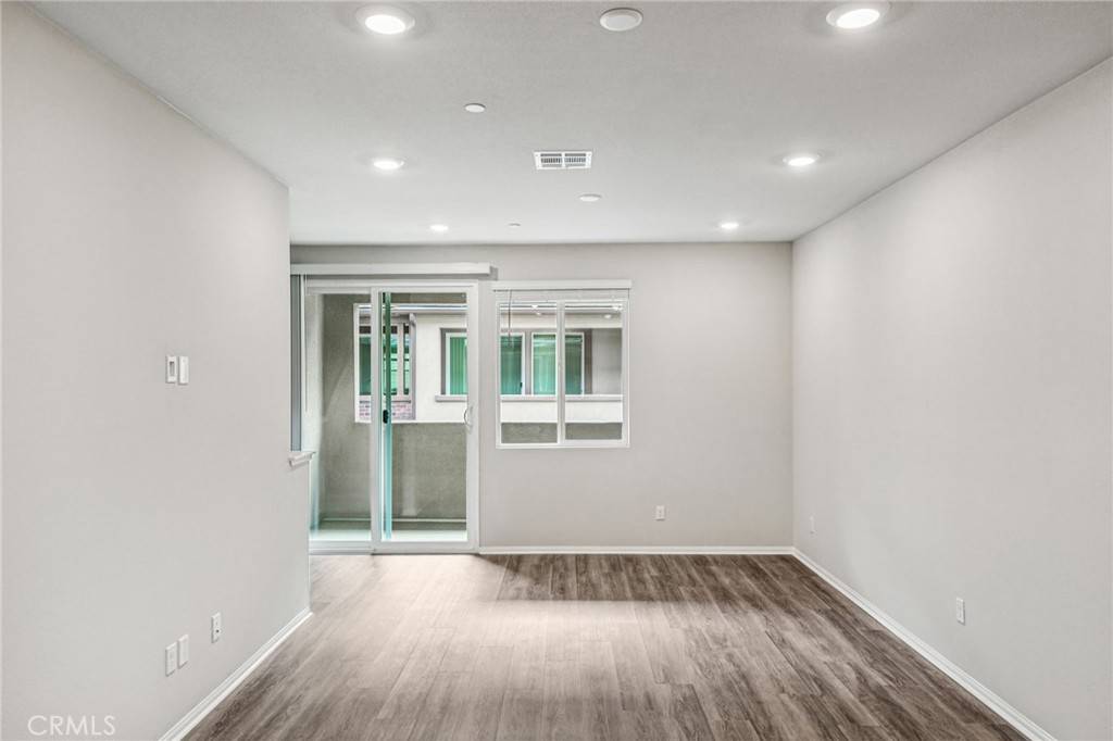Pomona, CA 91768,1543 Stratus DR