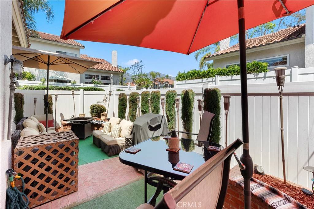 Rancho Santa Margarita, CA 92688,8 Geranium #23