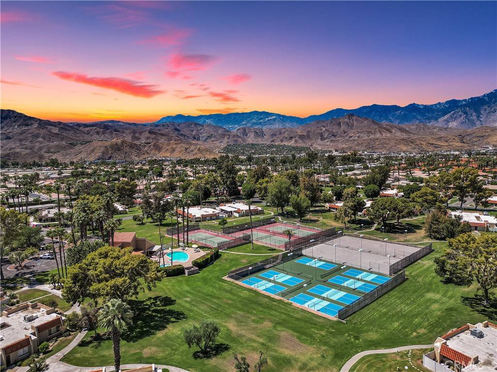 Rancho Mirage, CA 92270,69723 Encanto CT