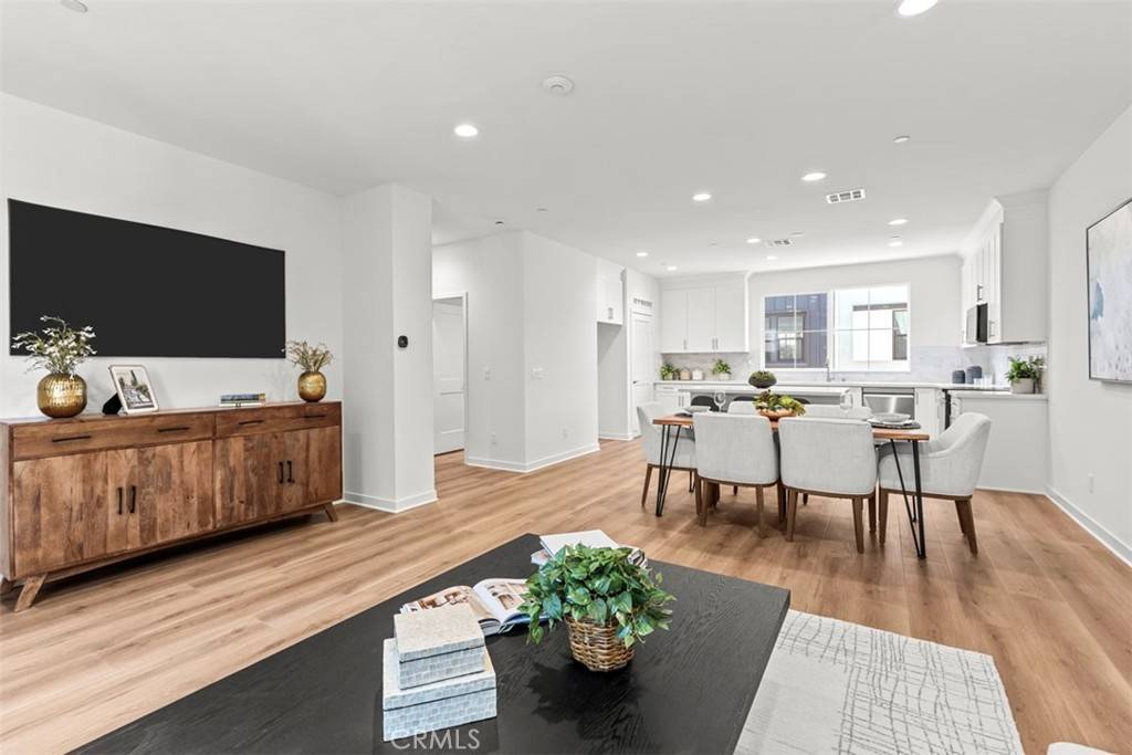 Carlsbad, CA 92008,2420 Chamomile LN