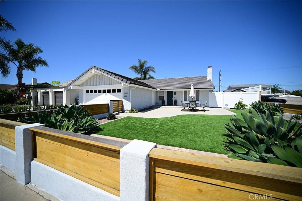 Huntington Beach, CA 92646,21651 Hilaria