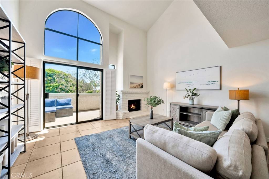 Huntington Beach, CA 92649,5145 Tortuga DR #209