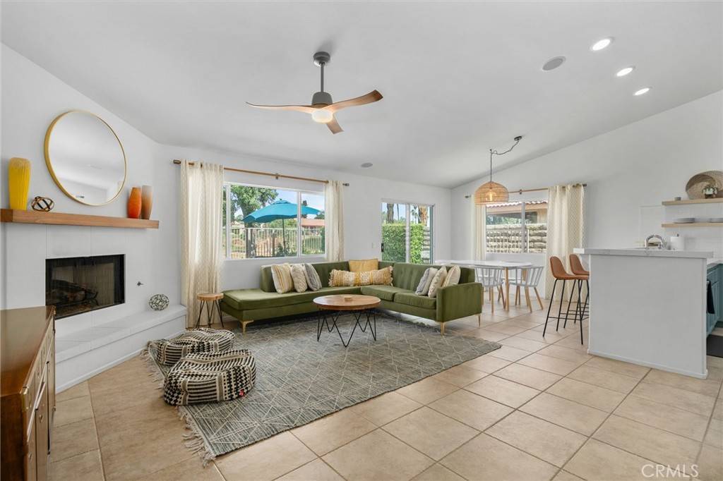 Indio, CA 92201,49239 Barrymore ST