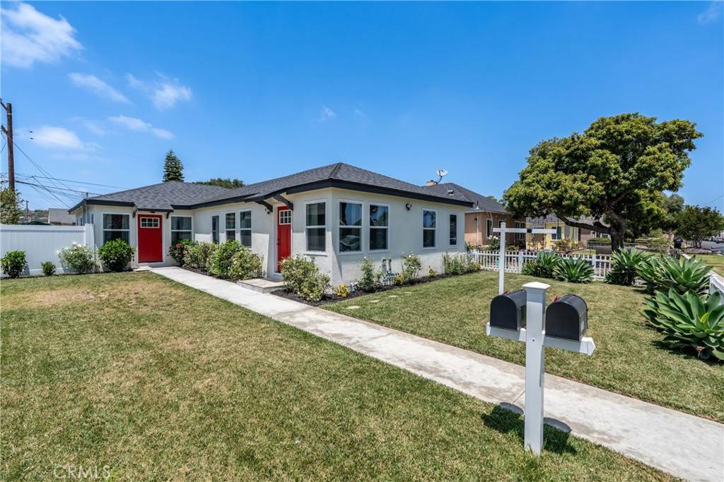 Long Beach, CA 90815,2241 Grand Ave
