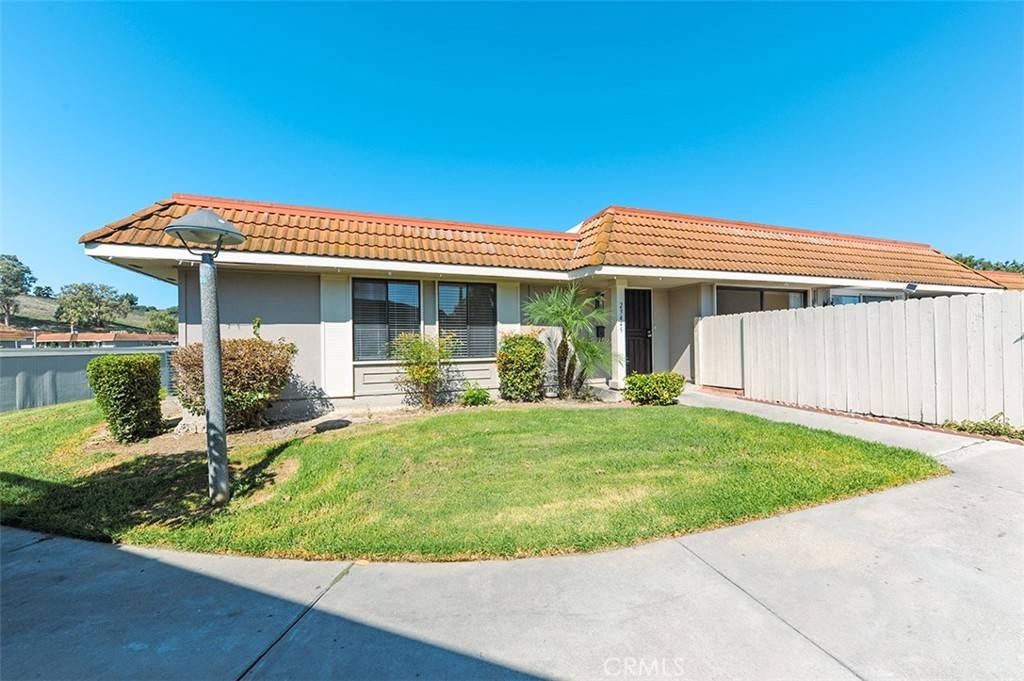 Aliso Viejo, CA 92656,23445 El Reposa