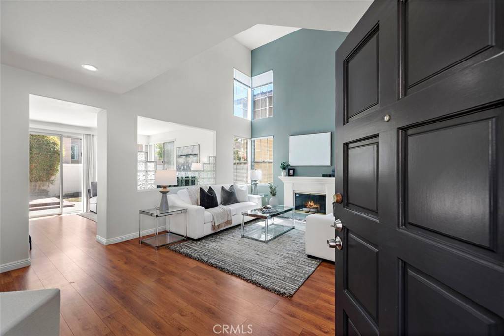 La Mirada, CA 90638,15283 Rousseau LN