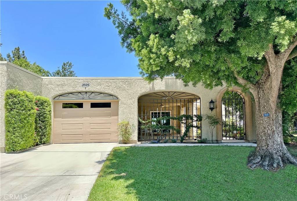 Laguna Woods, CA 92637,3525 Bahia Blanca W #B