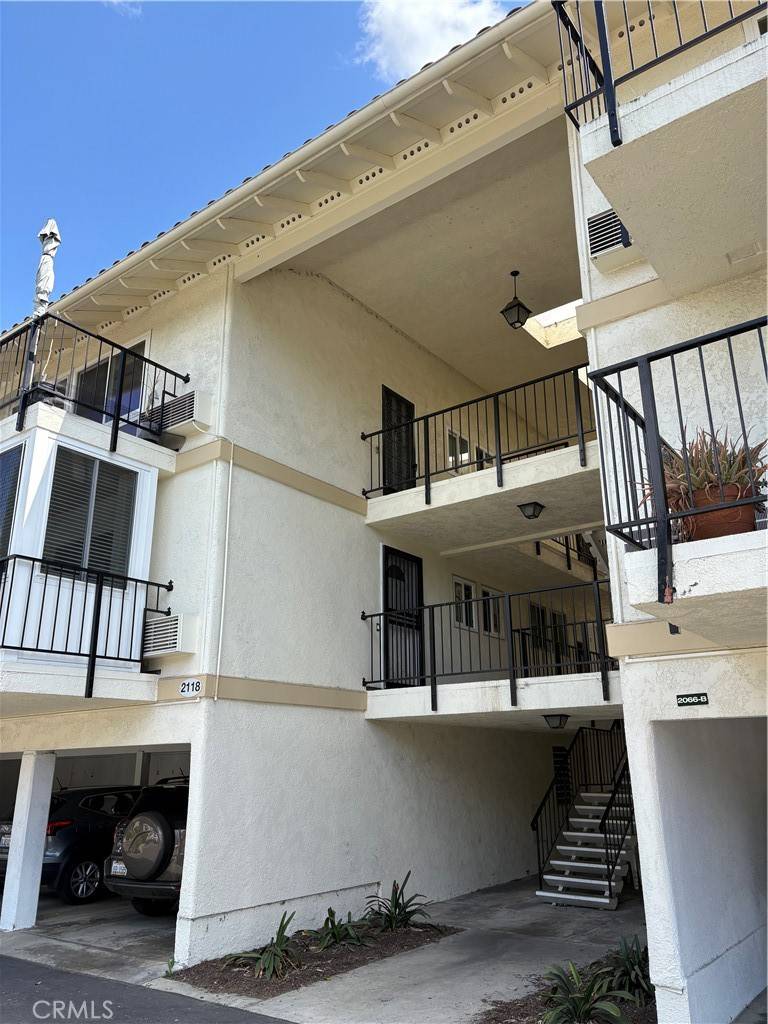 Laguna Woods, CA 92637,2118 Via Puerta #O