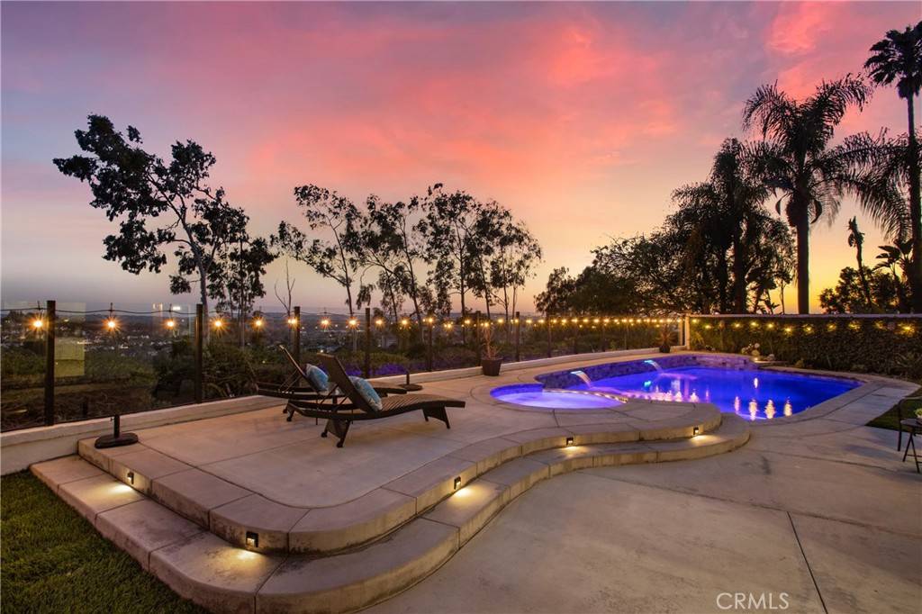 Mission Viejo, CA 92692,27462 Avanti DR